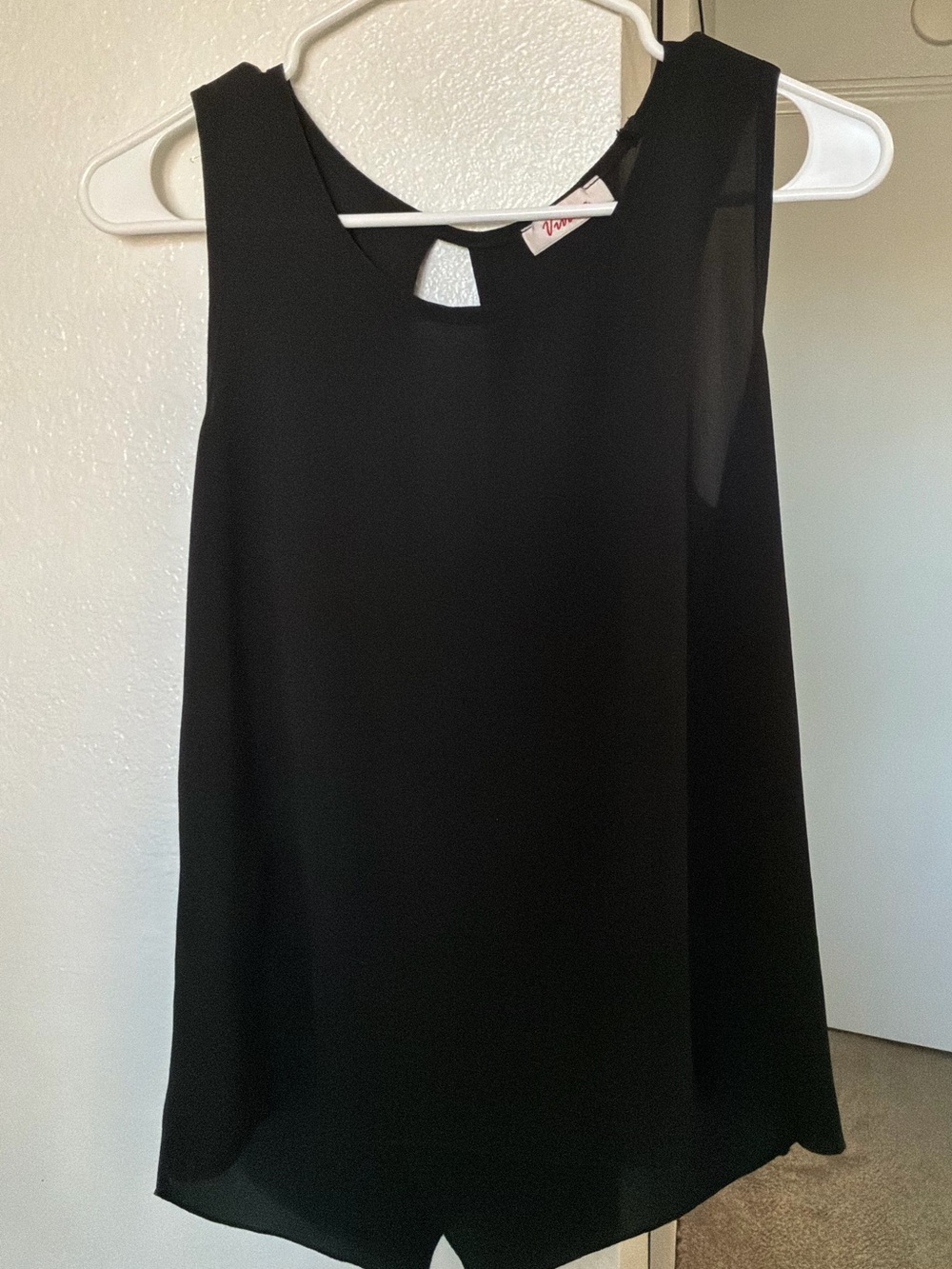 Vivace Black Sleeveless Cutout Keyhole Back Tank Top - Size Small